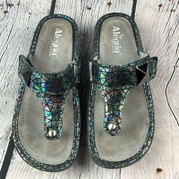 ALEGRIA 🦋 CARINA TECTONIC Multicolor Thong Pewter Pyramid Embellishment Sandals - Picture 17 of 17